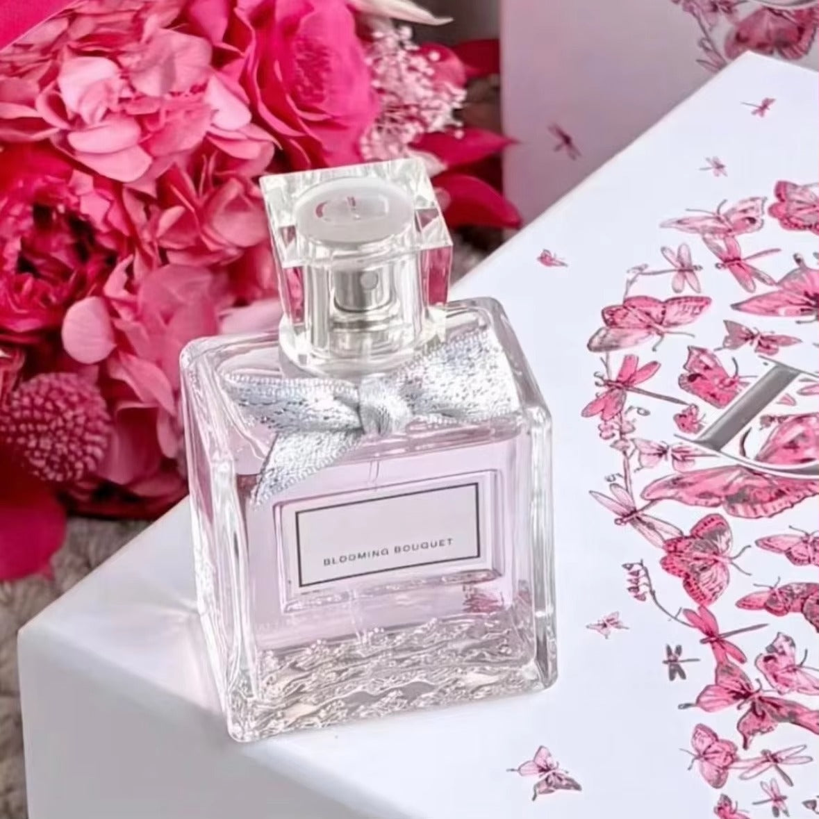 Long Lasting Fragrance 100ML High Quality Brand Perfume Elegant and calm Sweet floral and fruity fragrance Suitable for dating