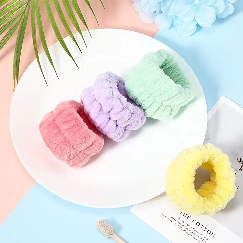 2PCS Reusable Spa Wrist Washband Soft Microfiber Towel Wristbands For Washing Face Women Girl Yoga Running Sport Wrist Sweatband Color: purple