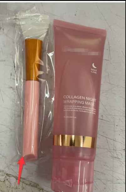 Collagen overnight mask texture close-up